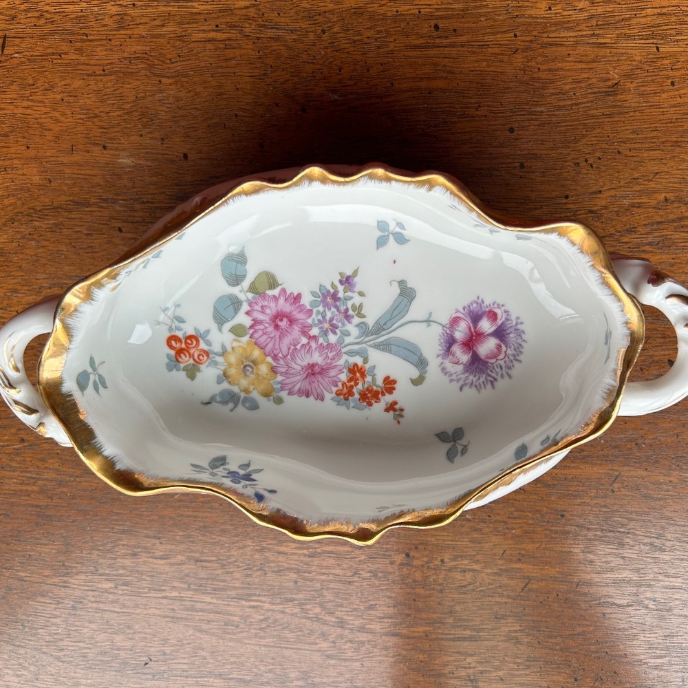 Porcelain Footed Oval Bowl with Handles